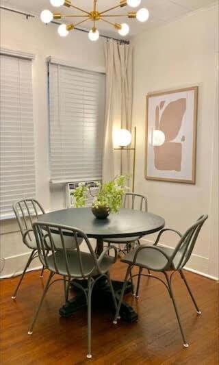 Spacious 4Br Retreat In The Heart Of Lafayette Eksteriør bilde